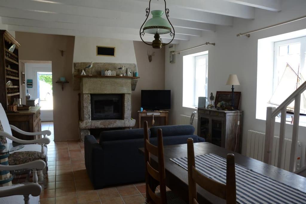 Petite Maison Bretonne Pour 4 Personnes Plounerin Eksteriør billede