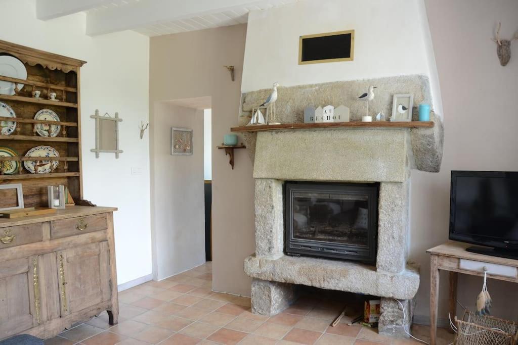 Petite Maison Bretonne Pour 4 Personnes Plounerin Eksteriør billede